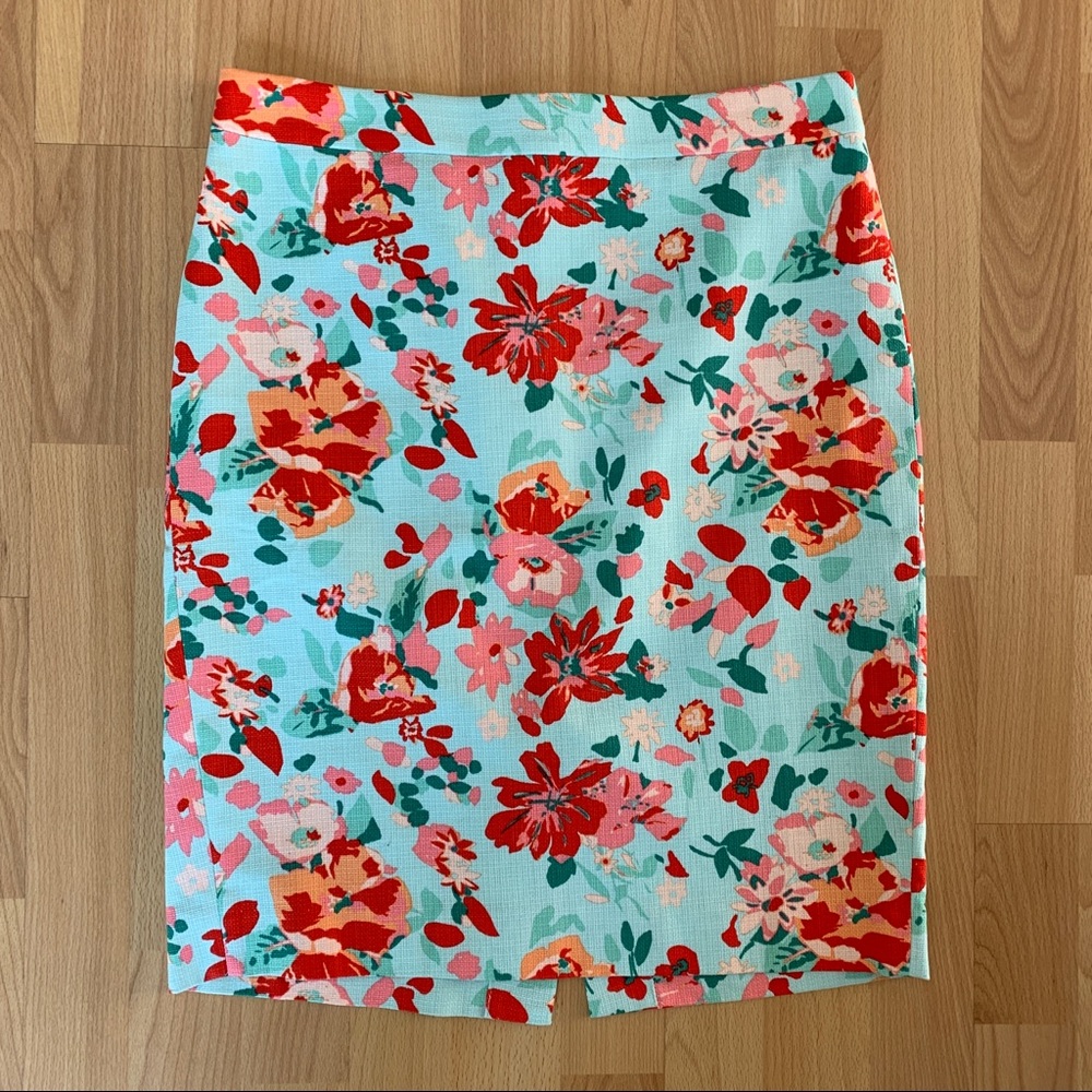NWT: J. Crew Floral Pencil Skirt